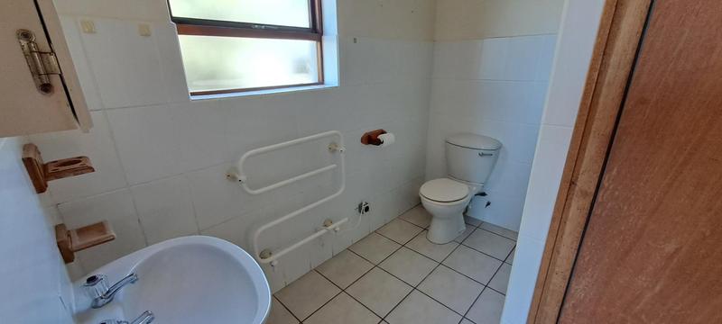 4 Bedroom Property for Sale in Stilbaai Wes Western Cape